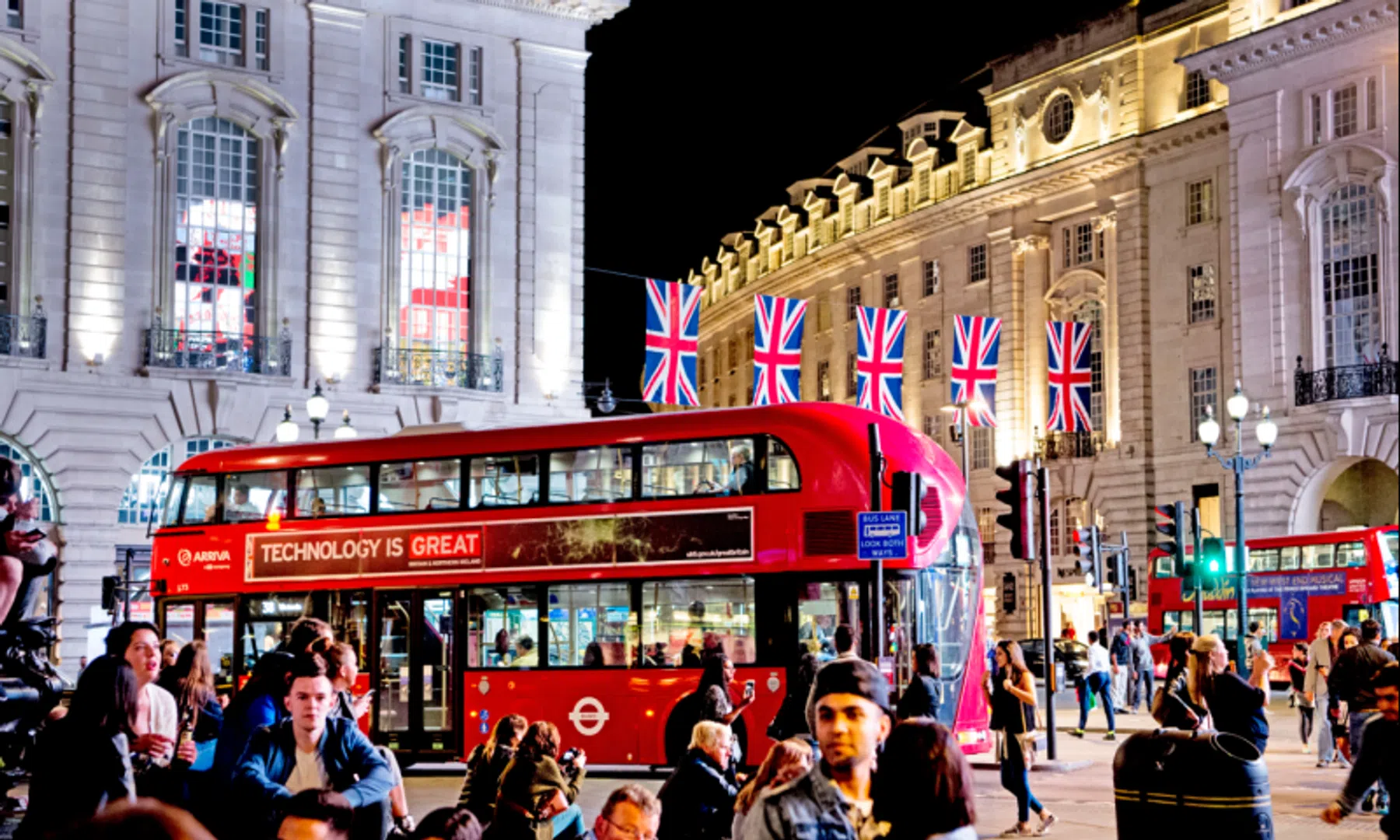 Dit is het nieuwe geluid van de e-dubbeldekkerbus in Londen