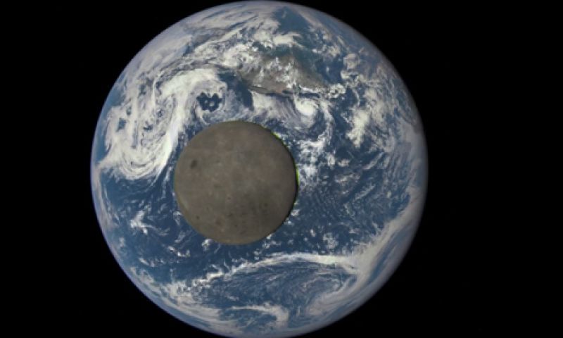 Video: de achterkant van de maan