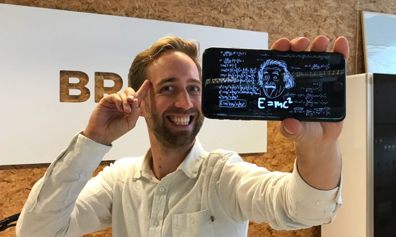 Alles wat je doet op een smartphone maakt hem slimmer