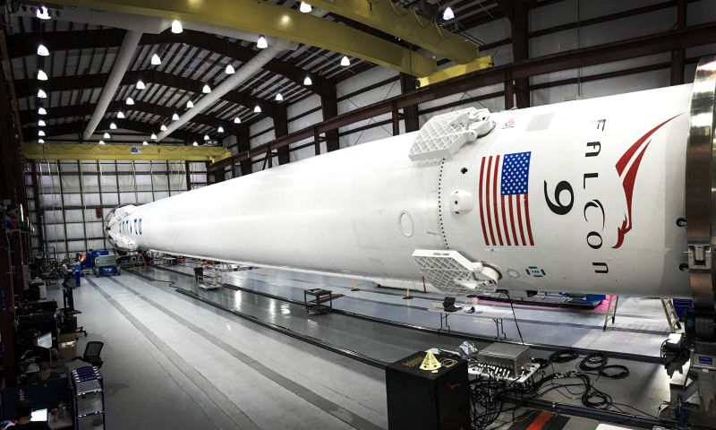 SpaceX wil in 2019 internetsatellieten lanceren