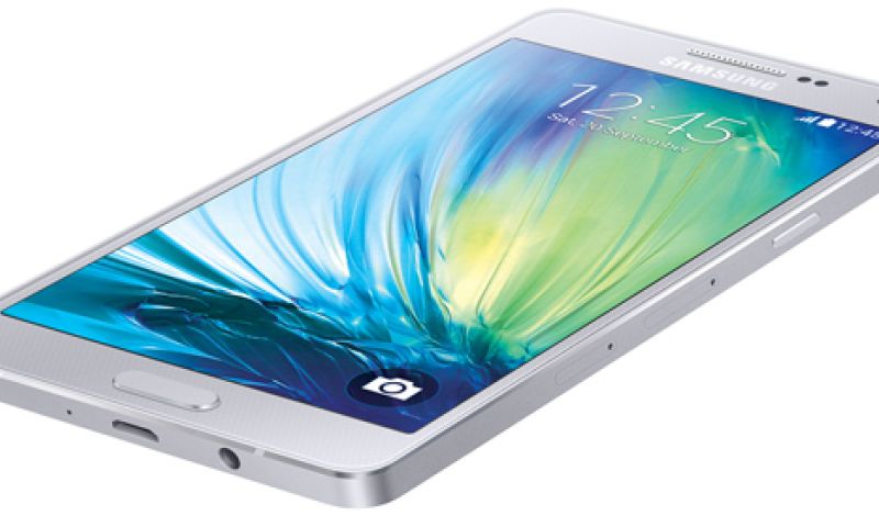 Samsung zet stap vooruit: 2 dunne metalen smartphones