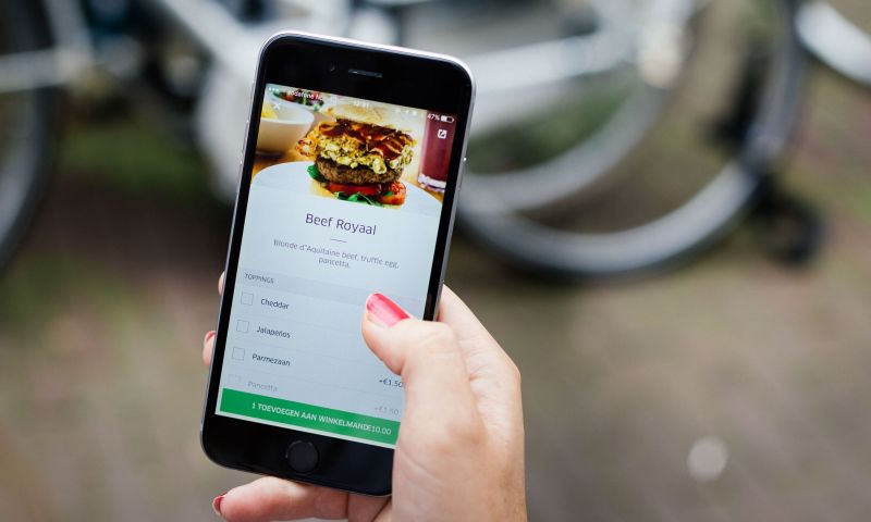 Kritiek minister op 'asociaal' handelen bezorgdienst UberEats