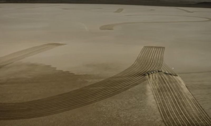 Bericht aan papa-astronaut geschreven met 11 auto's