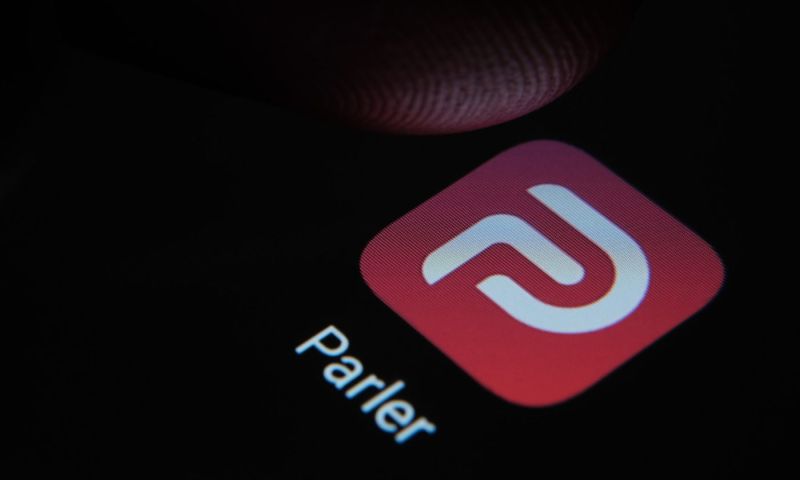 Parler in App Store verbergt problematische berichten op iOS