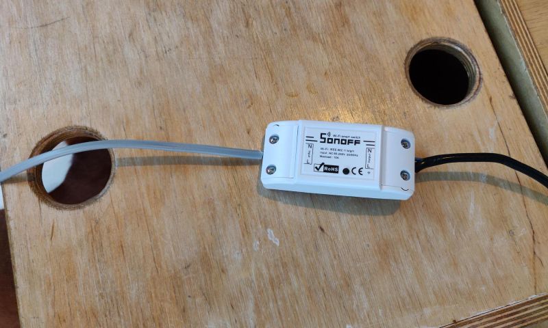 Eerste indruk: Sonoff basic smart switch