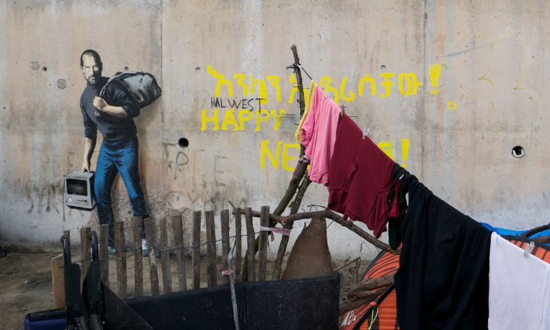 Banksy gebruikt Steve Jobs in graffiti over vluchtelingencrisis