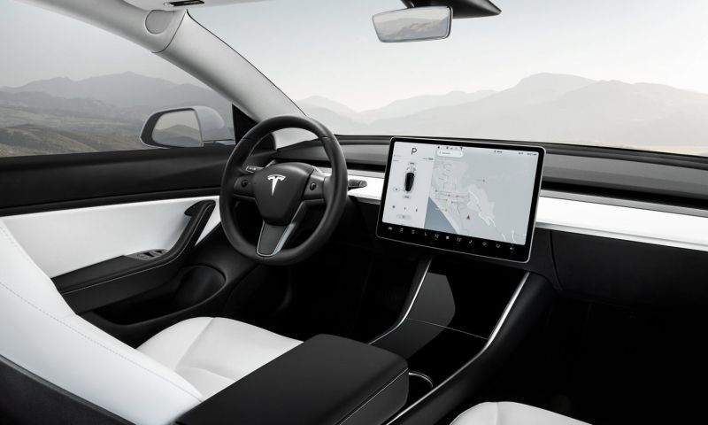 Tesla wil met laserstralen de auto voorruit schoon schieten