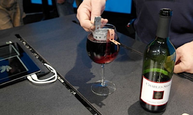 Wijn-batterij voorziet elektronica van voldoende stroom