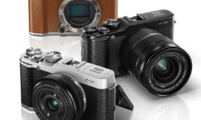 Minder dure systeemcamera in retrostijl