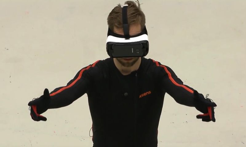 Bright TV: Aliens knallen in een virtual reality-pak