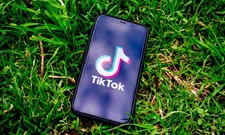 Thumbnail for article: 'Ouders willen dat EU-toezichthouders ingrijpen bij TikTok'