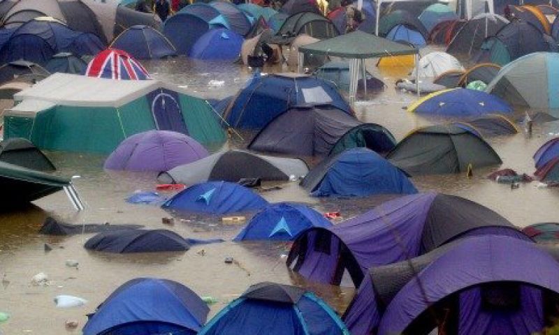 Vakantietest '95 vs '15: Buienradar vs. naar buiten kijken (11)