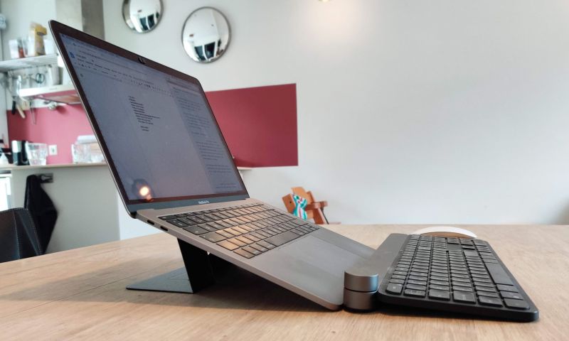 Hoe (lekker) werkt de onzichtbare laptopstandaard Moft?