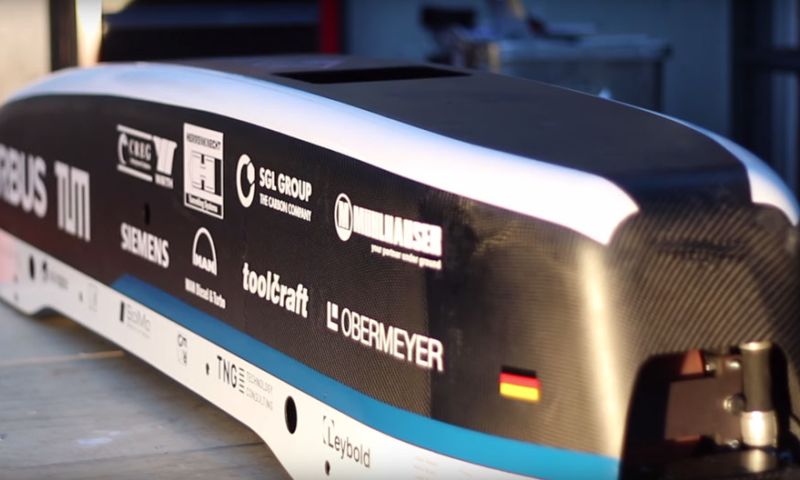 Studententeam haalt 320 km/u in Hyperloopwedstrijd