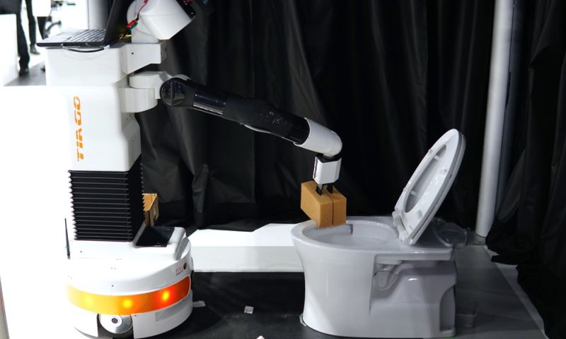 Robot kan wc schoonmaken