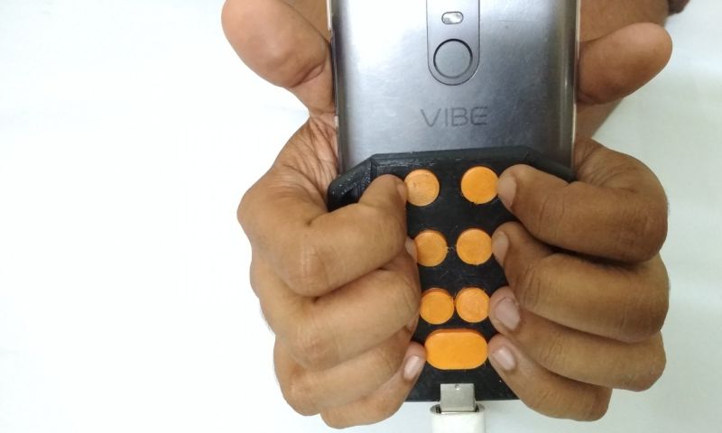 braille toetsenbord smartphone blinden