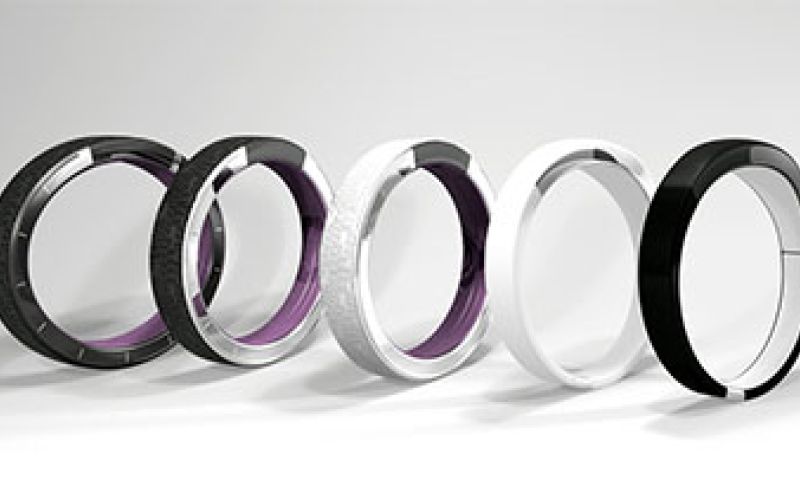 Schermloze smartwatch beamt notificaties op je hand