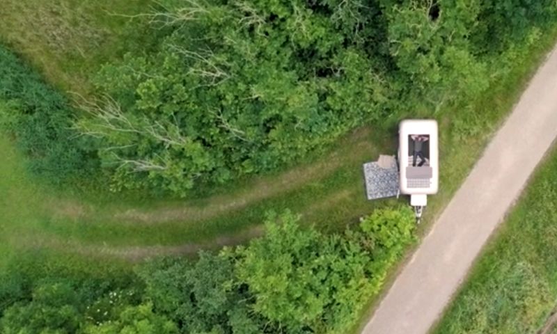 glamping caravan van je dromen lume kampeerwagen design eindhoven leer aluminium