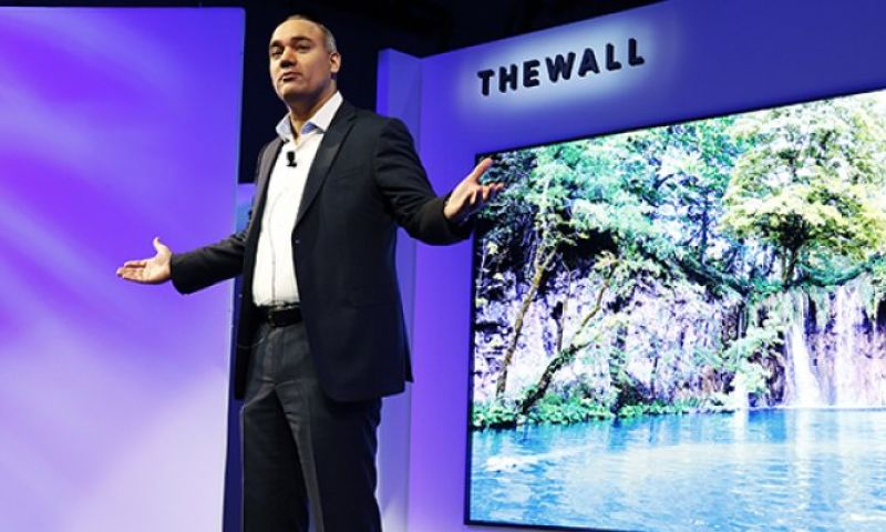 Massaproductie The Wall in september van start
