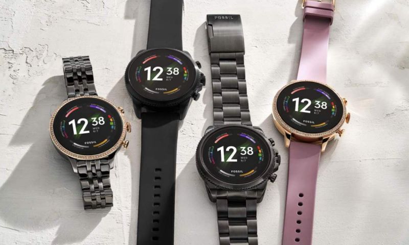 © Fossil