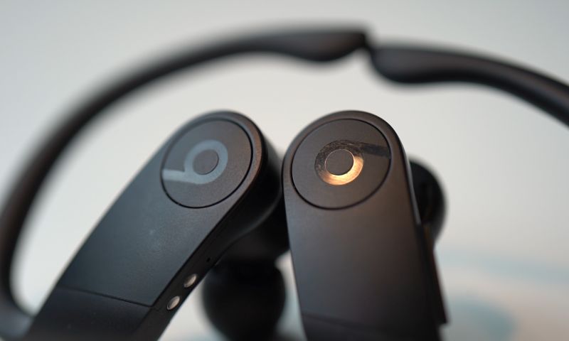 draadloze oordoppen apple powerbeats pro sporten airpods