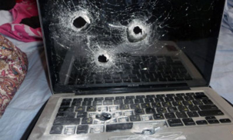 Britse geheime dienst molt Macbook The Guardian uit wraak