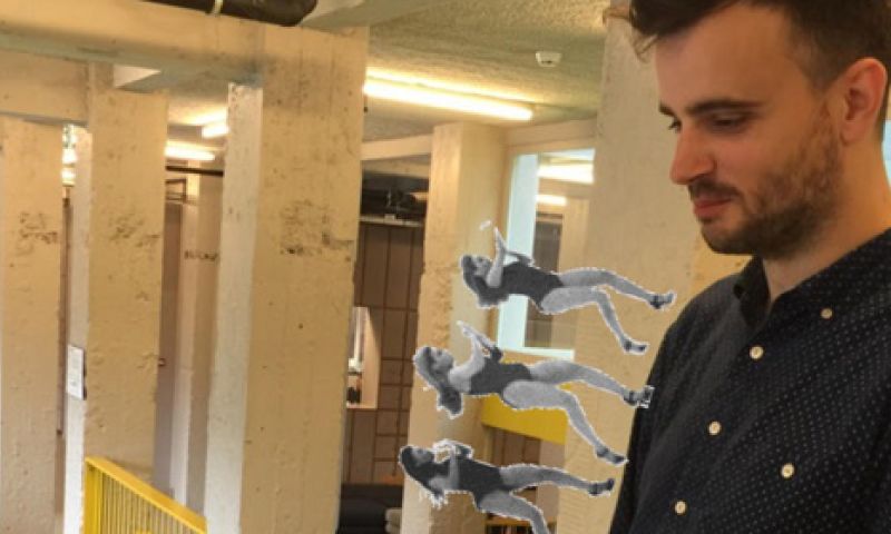 Plak gif'jes op foto's met deze geinige app