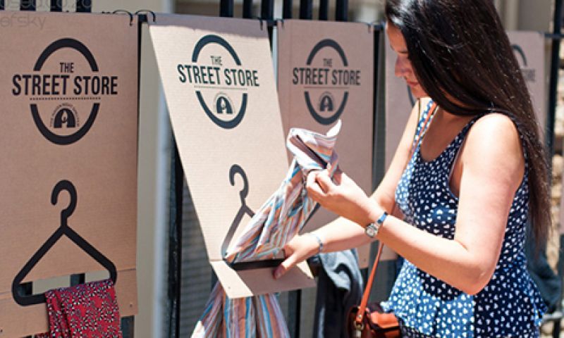 Open source: kledingwinkel voor zwervers