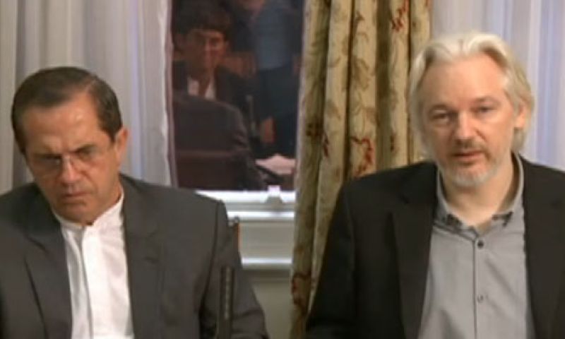 Julian Assange verlaat de ambassade van Ecuador 'binnenkort'