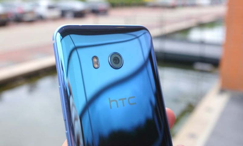 'Google gaat telefoonmaker HTC overnemen'