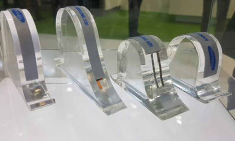 Samsung en LG showen buigbare batterijen voor smartwatches