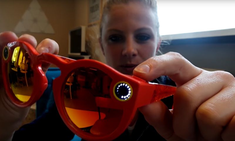 Zo werkt de Snapchat-bril Spectacles