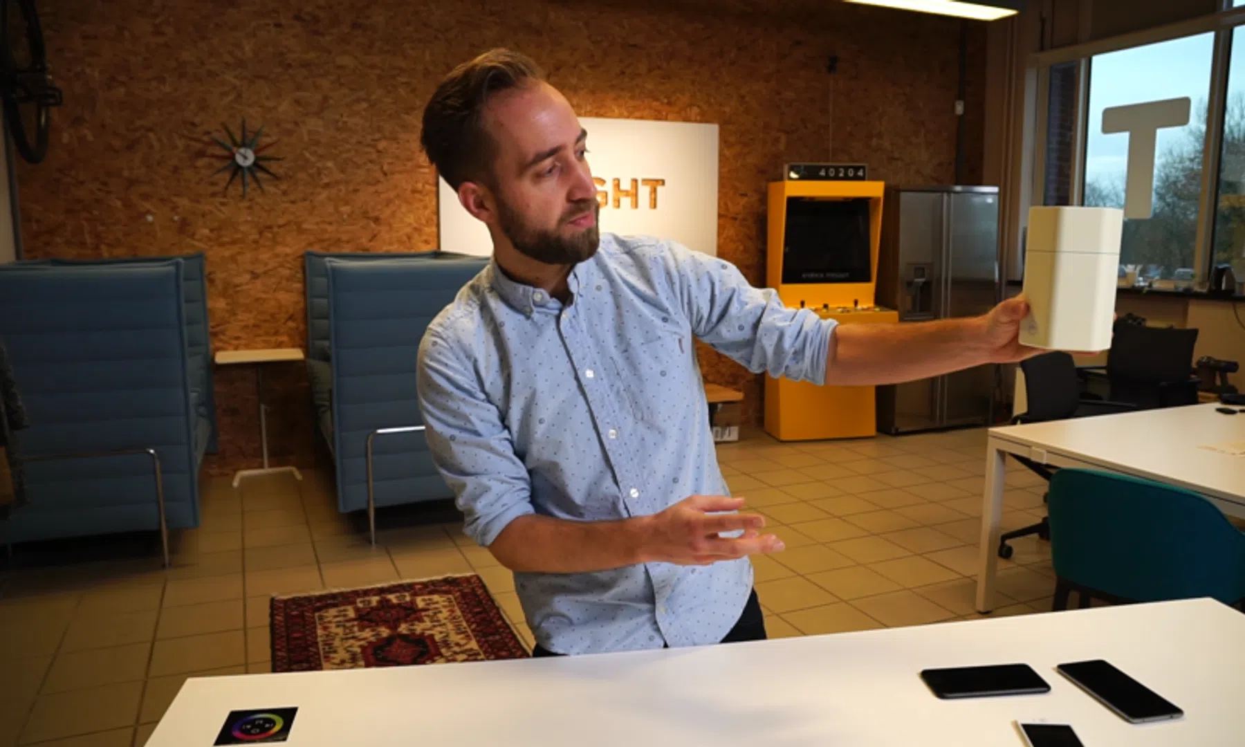 Eerste Indruk: anti-gadget voor smartphone-verslaafden