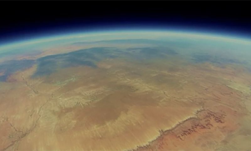 Video: Weerballon komt na 2 jaar terug met waanzinnige beelden