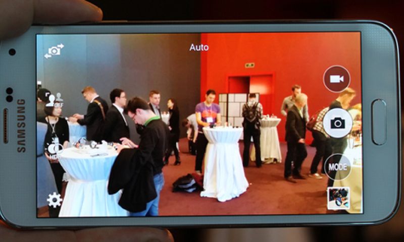 Oeps, Galaxy S5-review halve dag te vroeg online