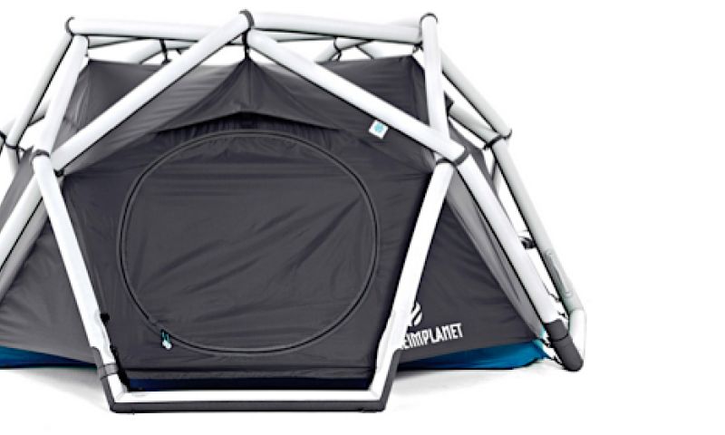 Voor de vakantie: relaxt kamperen met opblaasbare tent