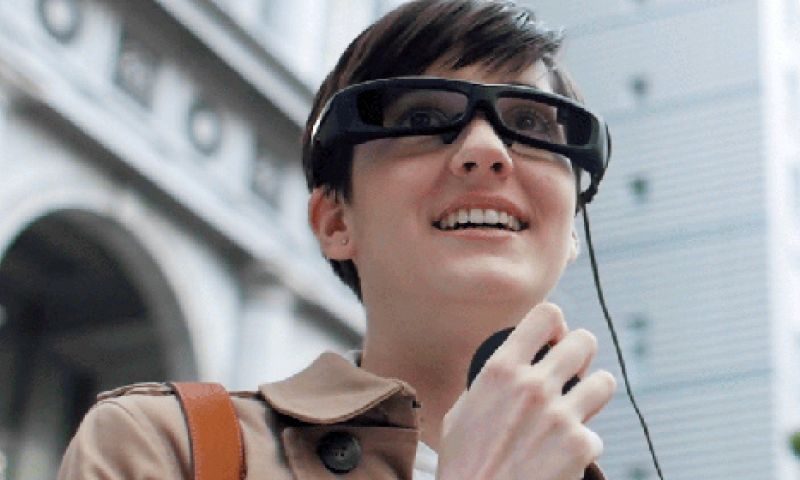 Sony-rivaal voor Google Glass in maart in ons land