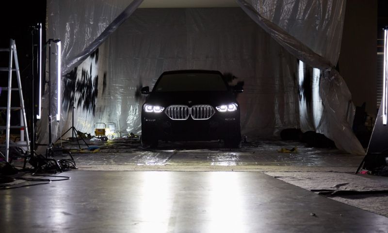 BMW X6 zwartste zwart vantablack anish kapoor auto