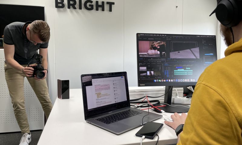 bright stage stages stagiair video editor camera youtube
