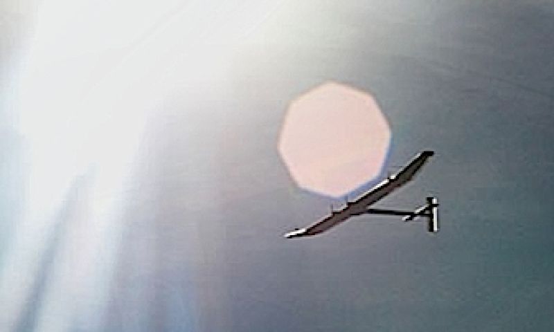 Solar Impulse maakt eerste 24 uurs testvlucht