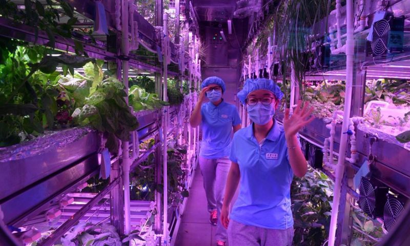 China test zelfvoorzienend ruimtestation op aarde