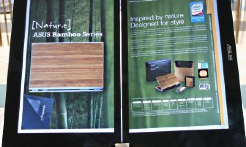 'Crowdsourcelaptop' met twee schermen