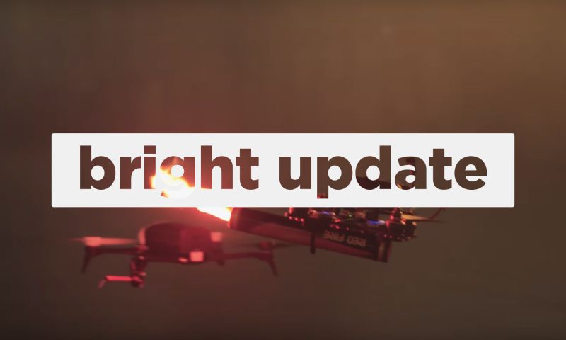 Bright Update: drone-gevechten en WhatsApp-virus