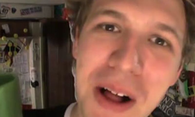 YouTube-celeb crowdsourcet leven