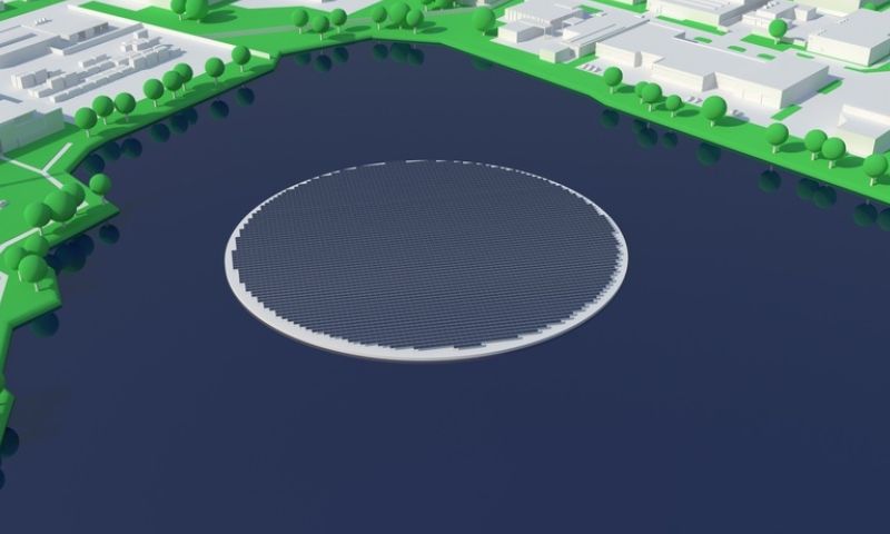 Draaiend eiland met zonnecellen bij Arnhem in 2016