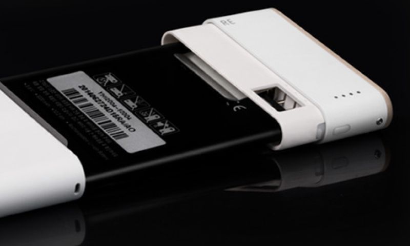 Blaas je oude telefoonbatterij nieuw leven in als powerbank