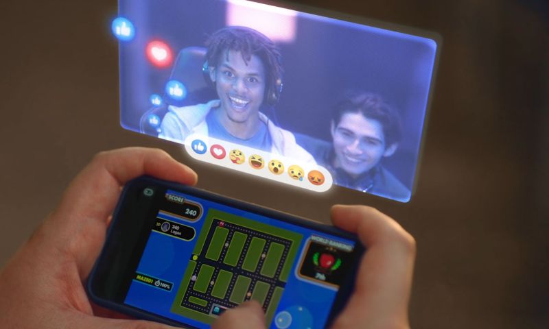 Facebook Gaming Pac-Man Community game multiplayer