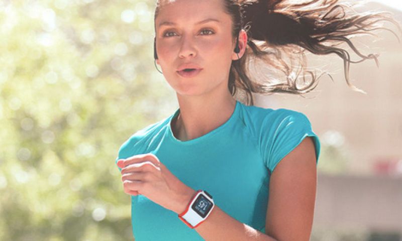 Nieuw TomTom-sporthorloge meldt het als je hartslag te hoog is