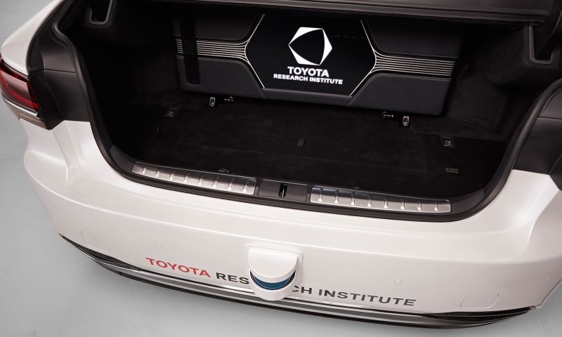 Nieuw prototype autonome Toyota heeft meer kofferbakruimte