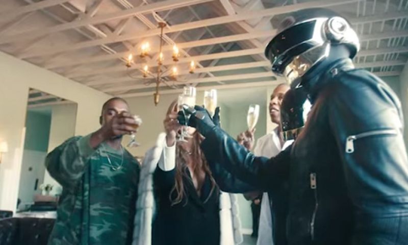 Jay Z verdedigt Tidal op Twitter